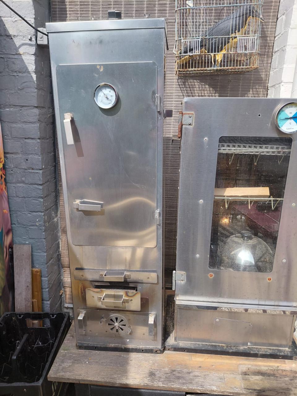 2 Rookovens aangeboden