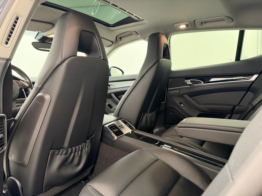 Porsche Panamera 3.0 s e-hybrid | org. nl | 1e. eigenaar | night blue metal