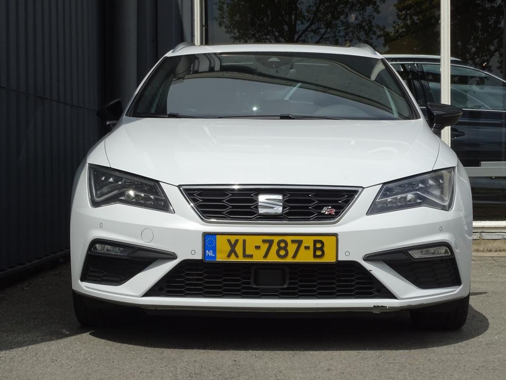 Seat Leon st 1.5 tsi fr business intense automaat | full led | pano | apple