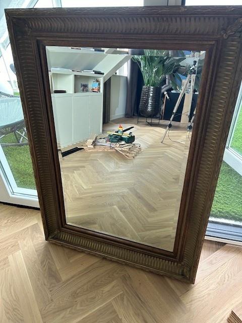Nieuwe spiegel te koop