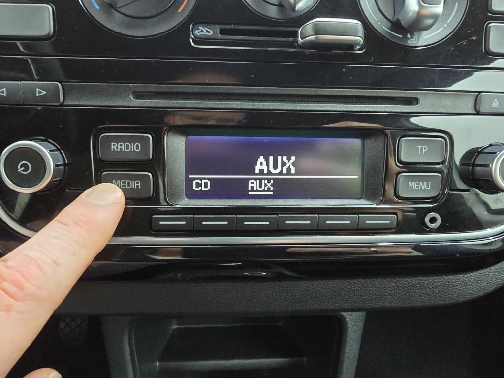 Volkswagen UP! occasion 1.0 high up! bluemotion leuke sportieve uitvoering 