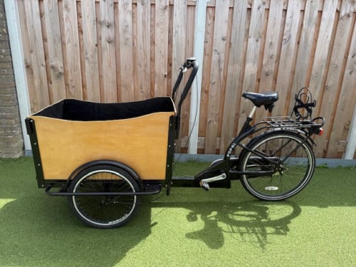 Ruime bakfiets van Popal