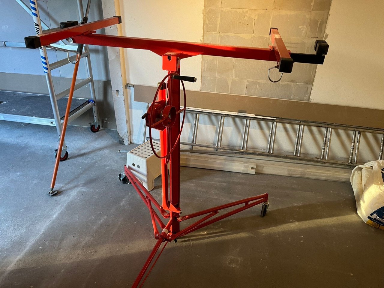 Te huur gips platenlift