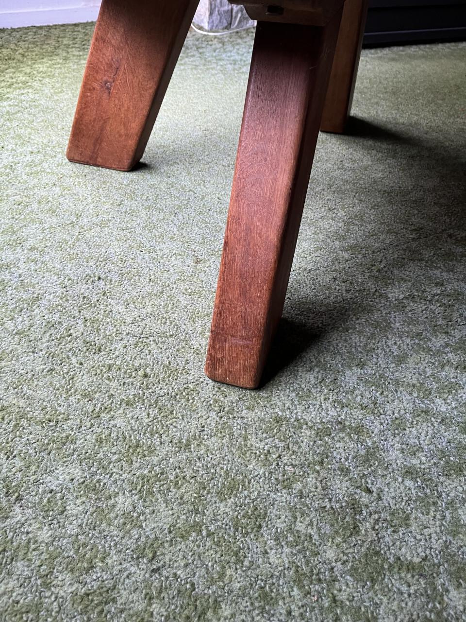 Ronde eiken salontafel