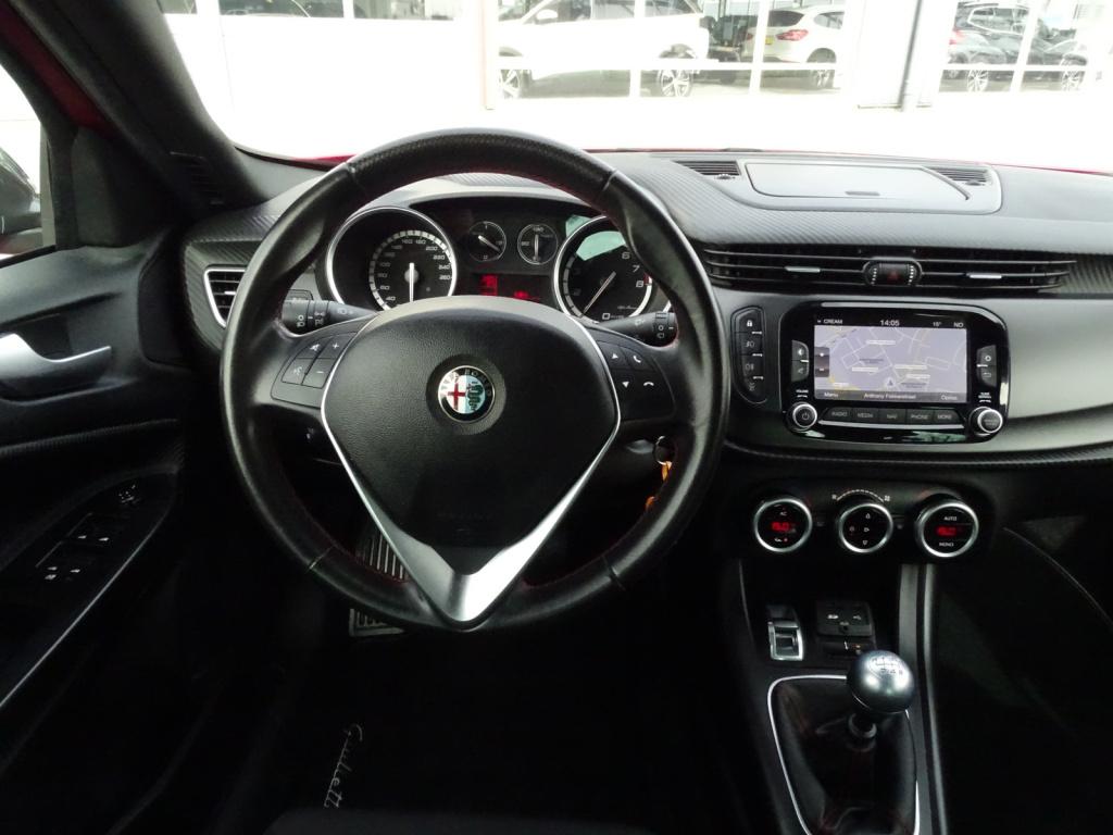 Alfa Romeo Giulietta 1.4 t sprint | navi | 18"