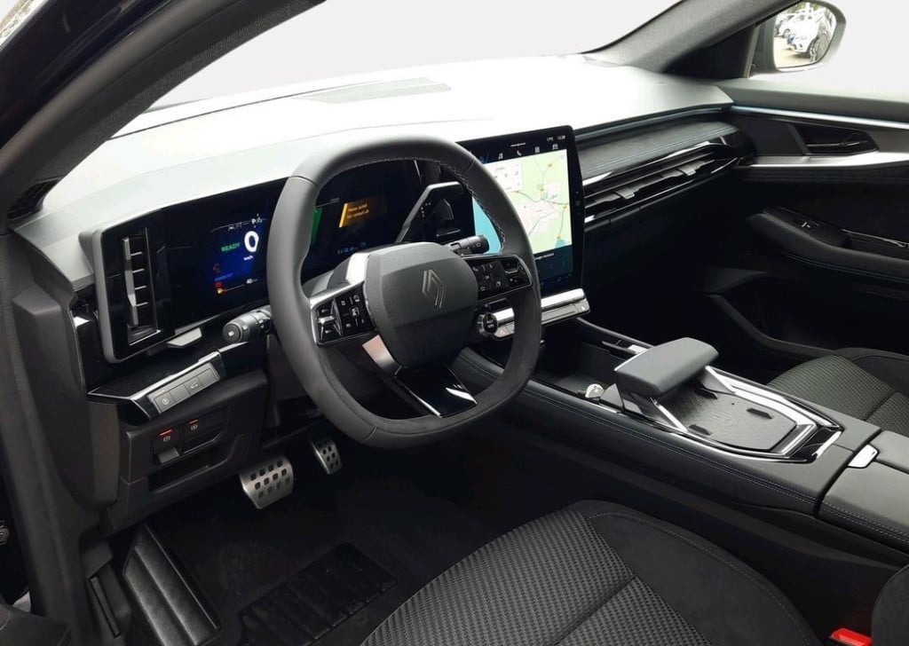 Renault Espace e-tech full hybrid 200 esprit alpine 7p. - panoramisch vast 