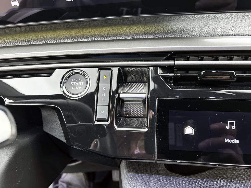 Peugeot 5008 1.2 hybrid 145 allure | rijklaar | 360 camera | adaptive cc |