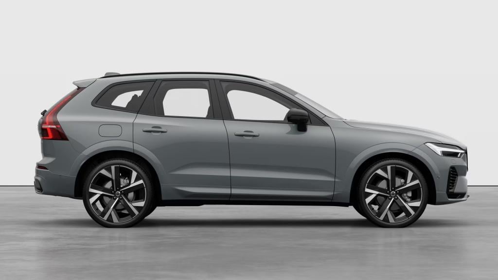 Volvo XC60 t6 awd gt ultra dark