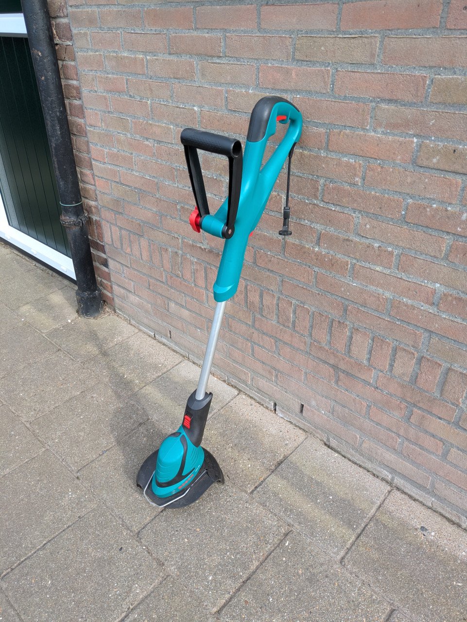 Bosch gras trimmer ART24