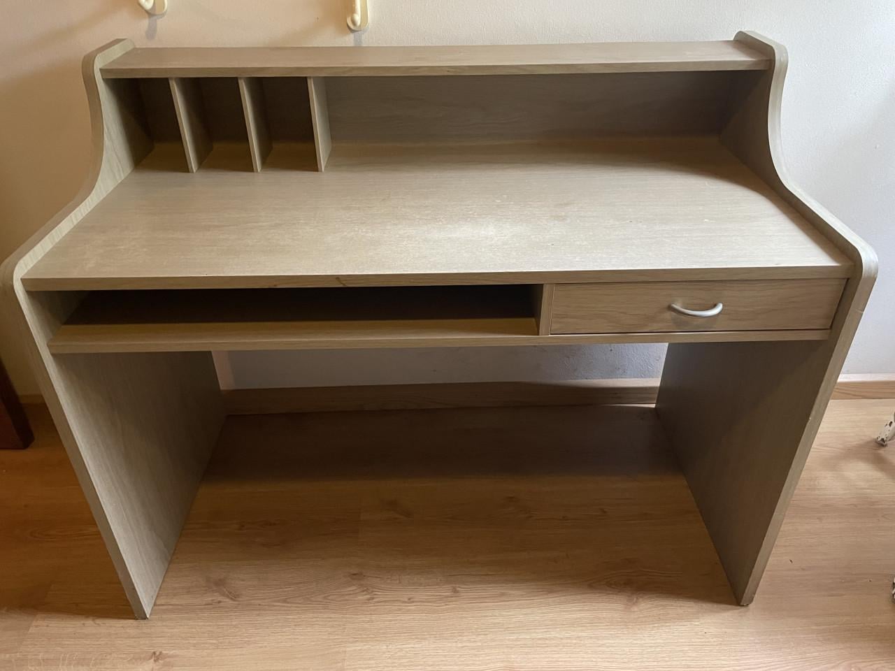 Bureau in goede staat