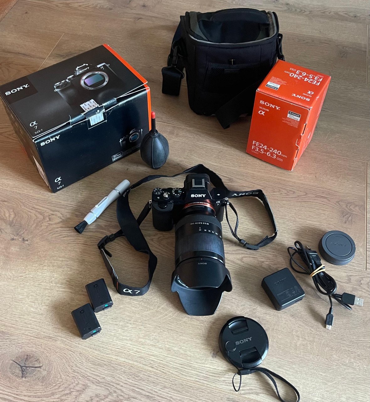 Systeemcamera Sony a7 inclusief lens 3.5/240 en toebehoren