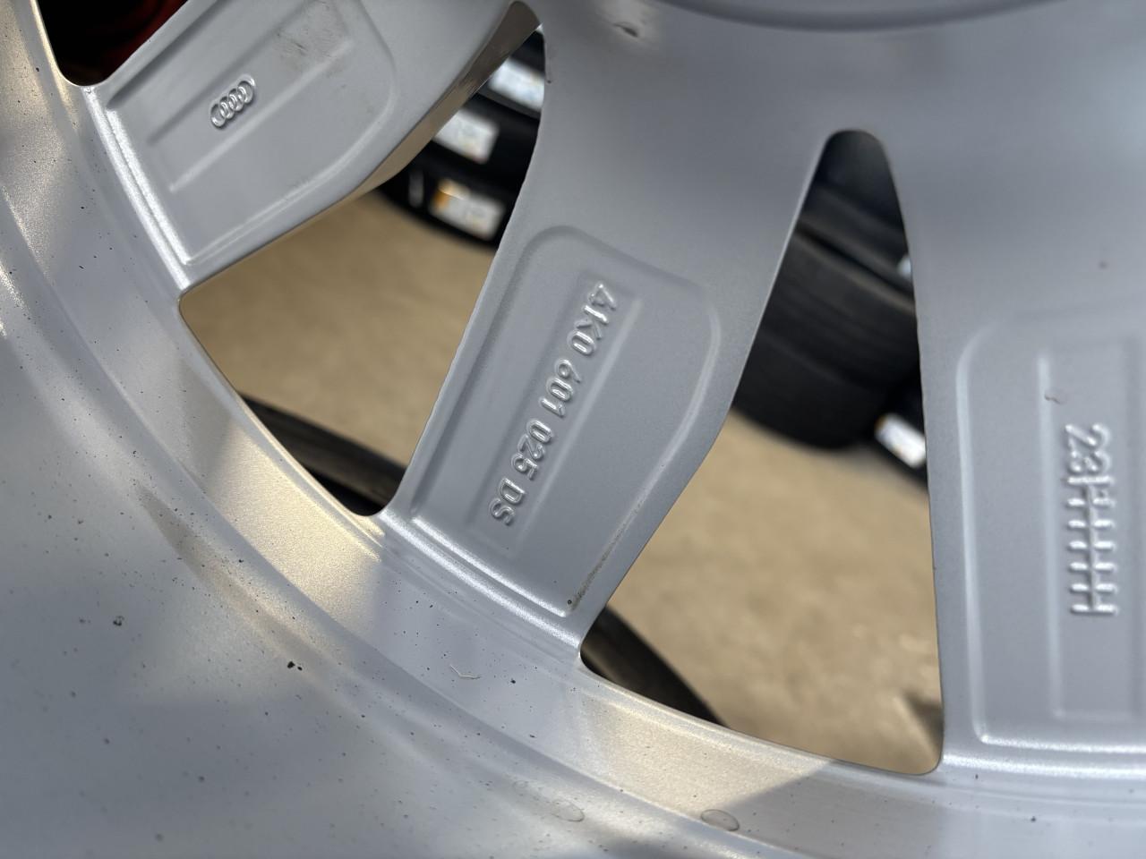 Winterset Origineel Audi A6 C8 19" Geen stoeprandschades!