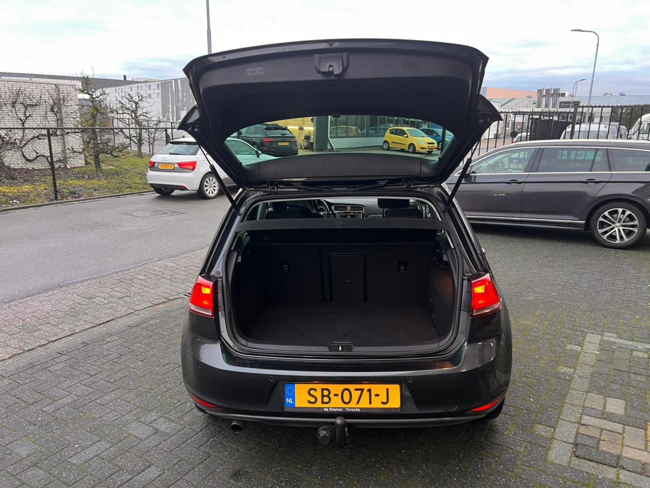 Volkswagen Golf 1.2 TSI Connected Series