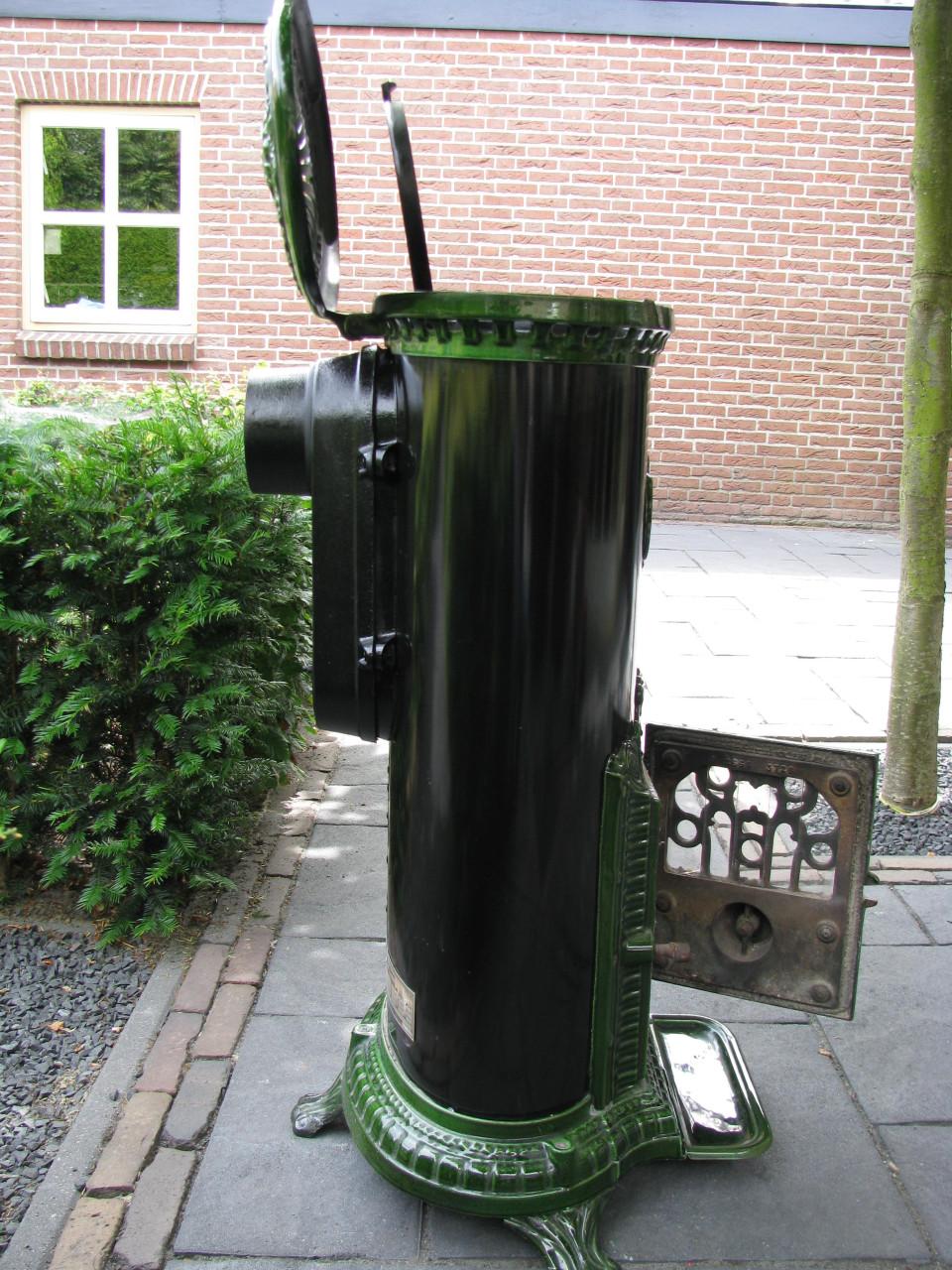 Mooie grote Godin houtkachel kolen 10KW verwarmd 380m3 Heb meerdere staan!!