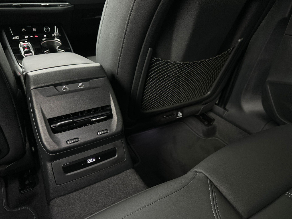 Audi A5 avant s edition 2.0 tfsi e 220 kw / 299 pk avant 7 versn