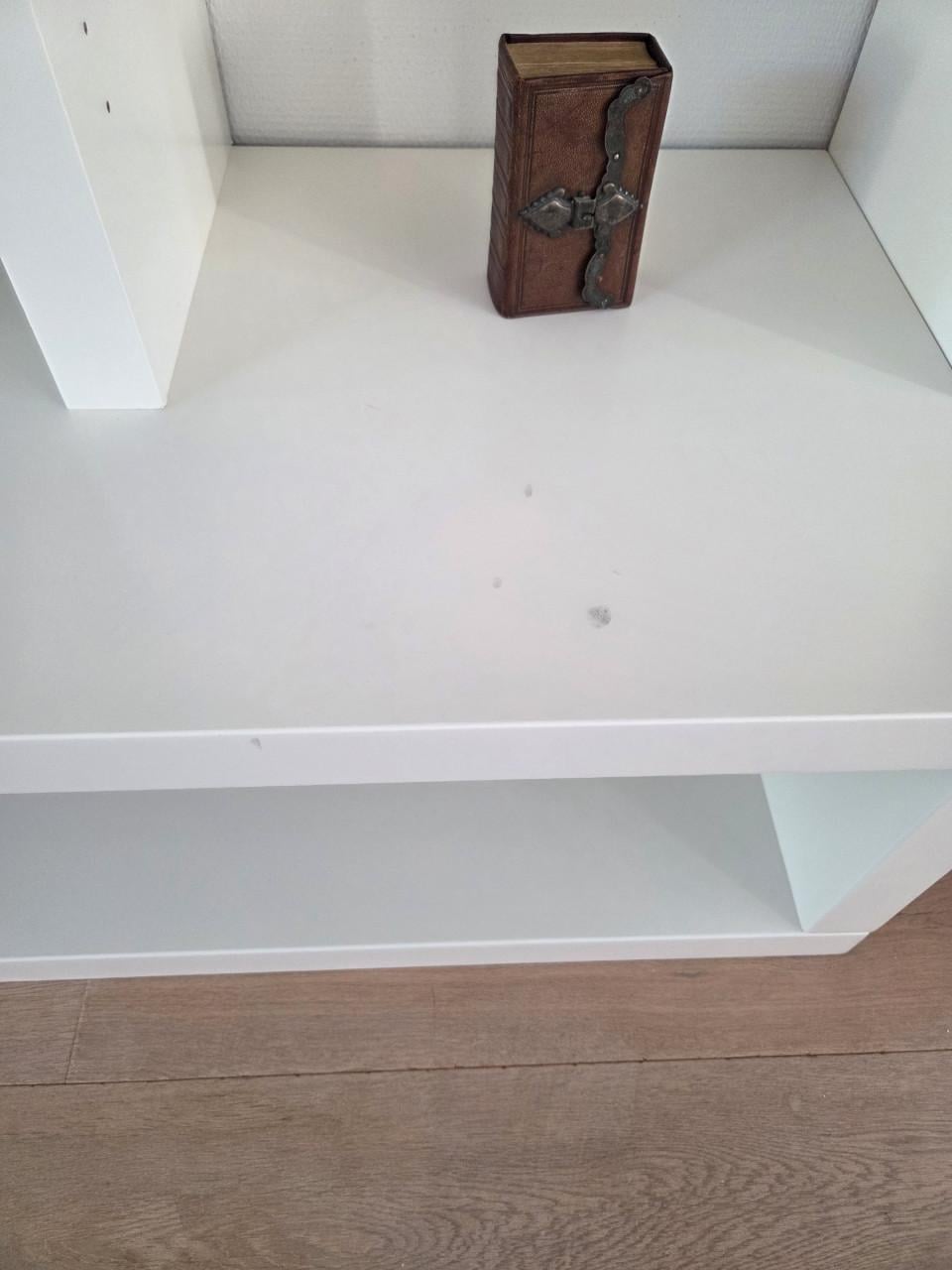 Stijlvolle witte designkast