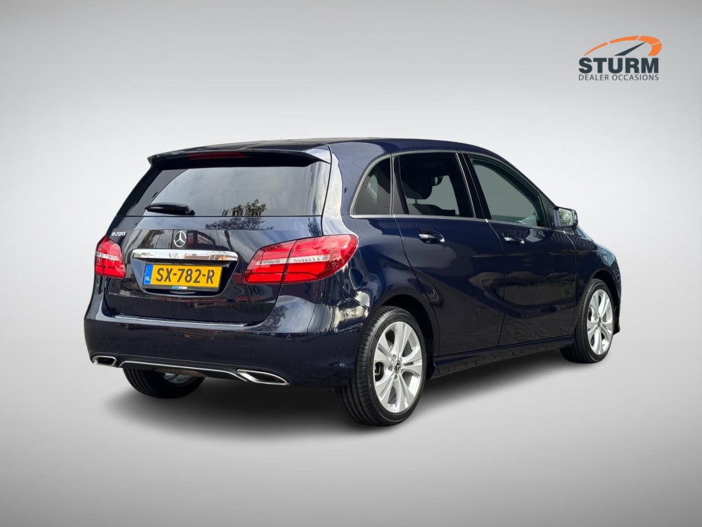 Mercedes-Benz B-Klasse 200 ambition automaat, nl-auto trekhaak uitklapbaar!
