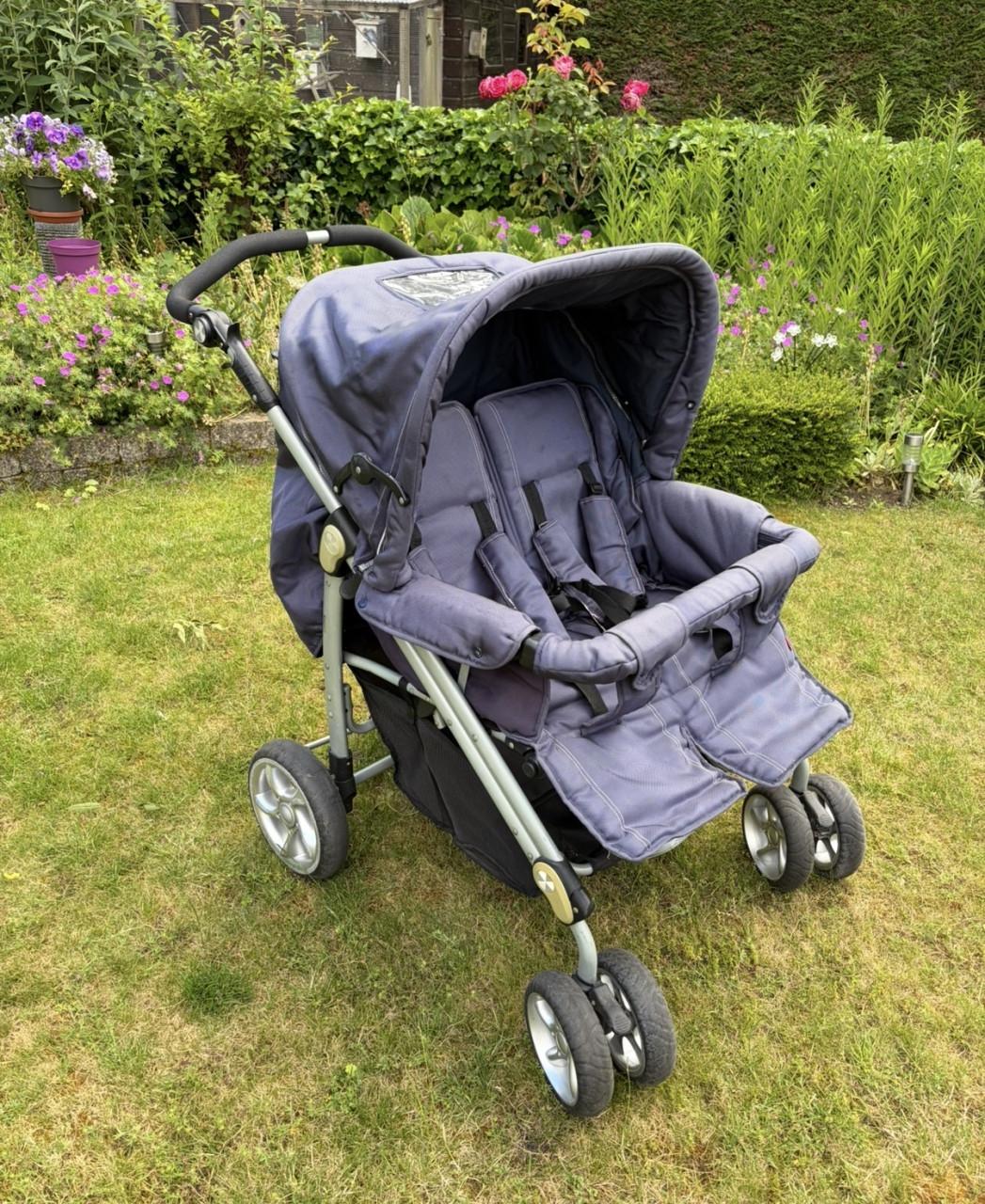 Dubbele kinderwagen