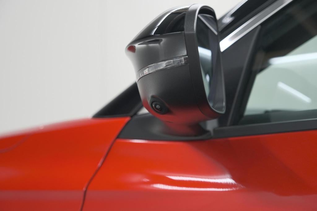 Renault Austral 1.2 e-tech full hybrid 200 techno | 360 camera | panoramada