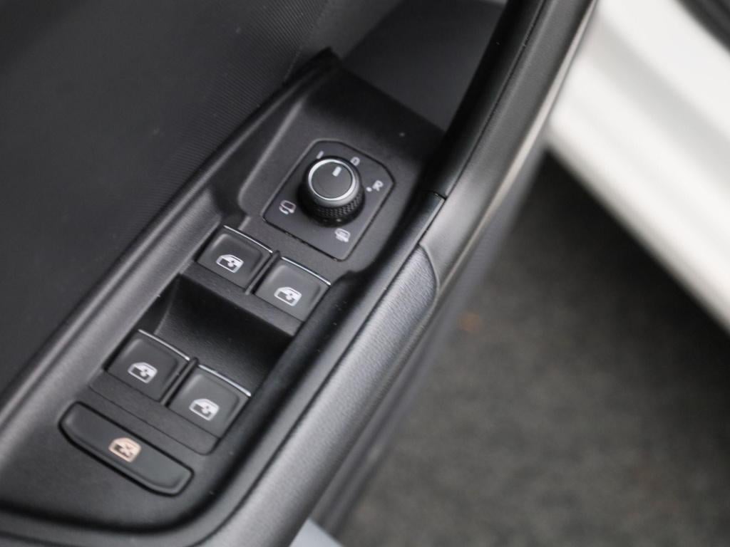 Audi A1 Sportback 1.0 25 tfsi 70kw | virtual cockpit | parkeer sensoren | c