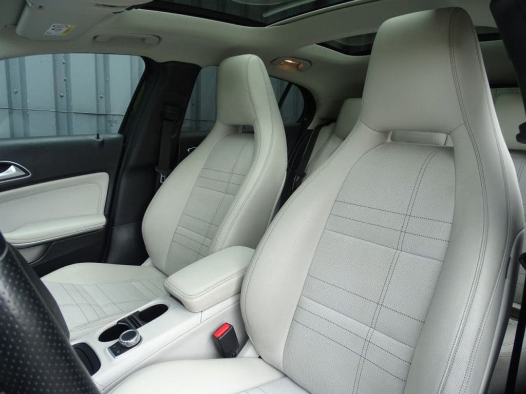 Mercedes-Benz Gla-klasse 200 prestige automaat | led | pano | el. koffer