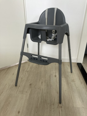 Puck Kinderstoel mat grijs