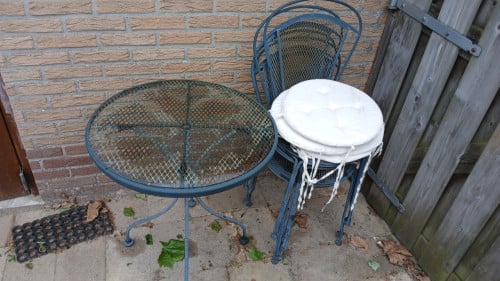 Bistroset compleet 4stoelen gietstaal