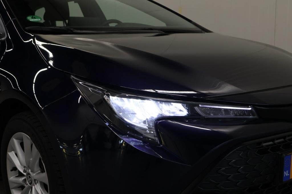 Toyota Corolla Touring Sports hybrid 140 active