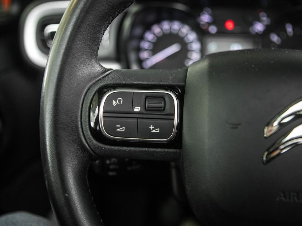 Citroen C3 1.2 puretech 82pk shine | panoramadak | stoelverwarming | cruise