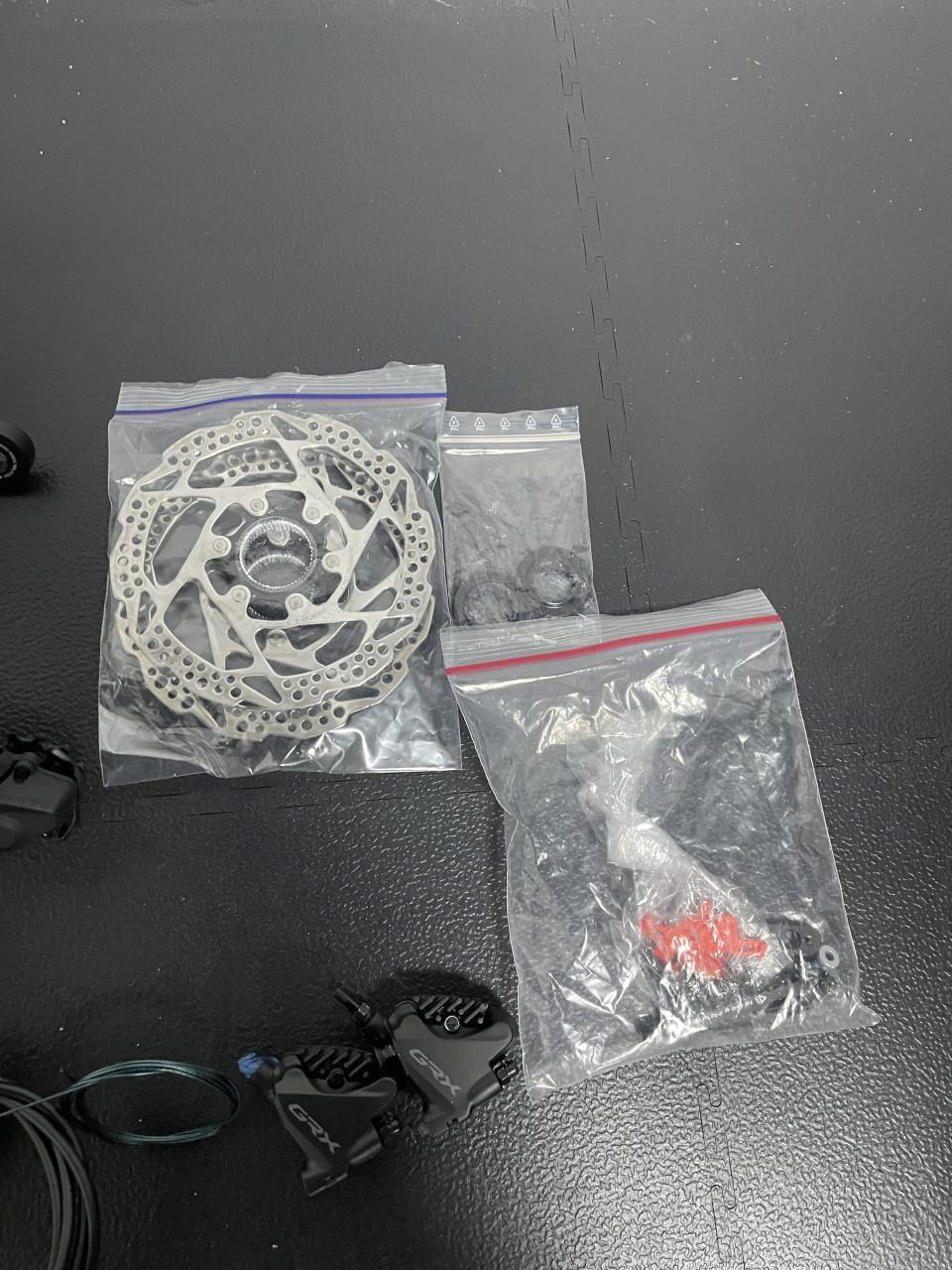 Shimano Grx 2 x 12 speed groepset zo goed als nieuw !