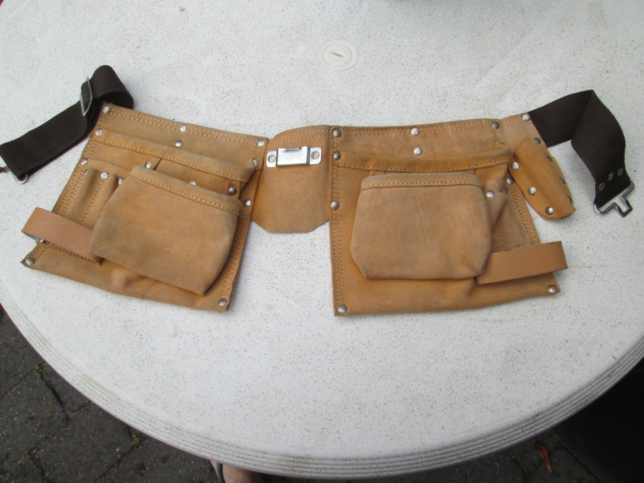 2 stuks leren gereedschap "schort" NIEUW