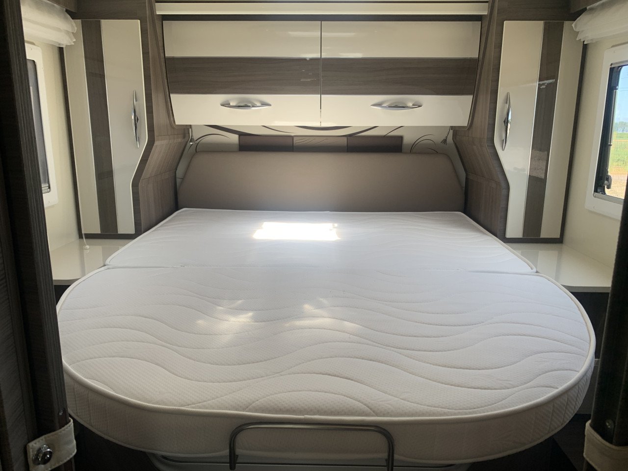 Mc Louis Carat 479G AUTOMAAT (Queensbed,Hefbed,Uniek mooi)