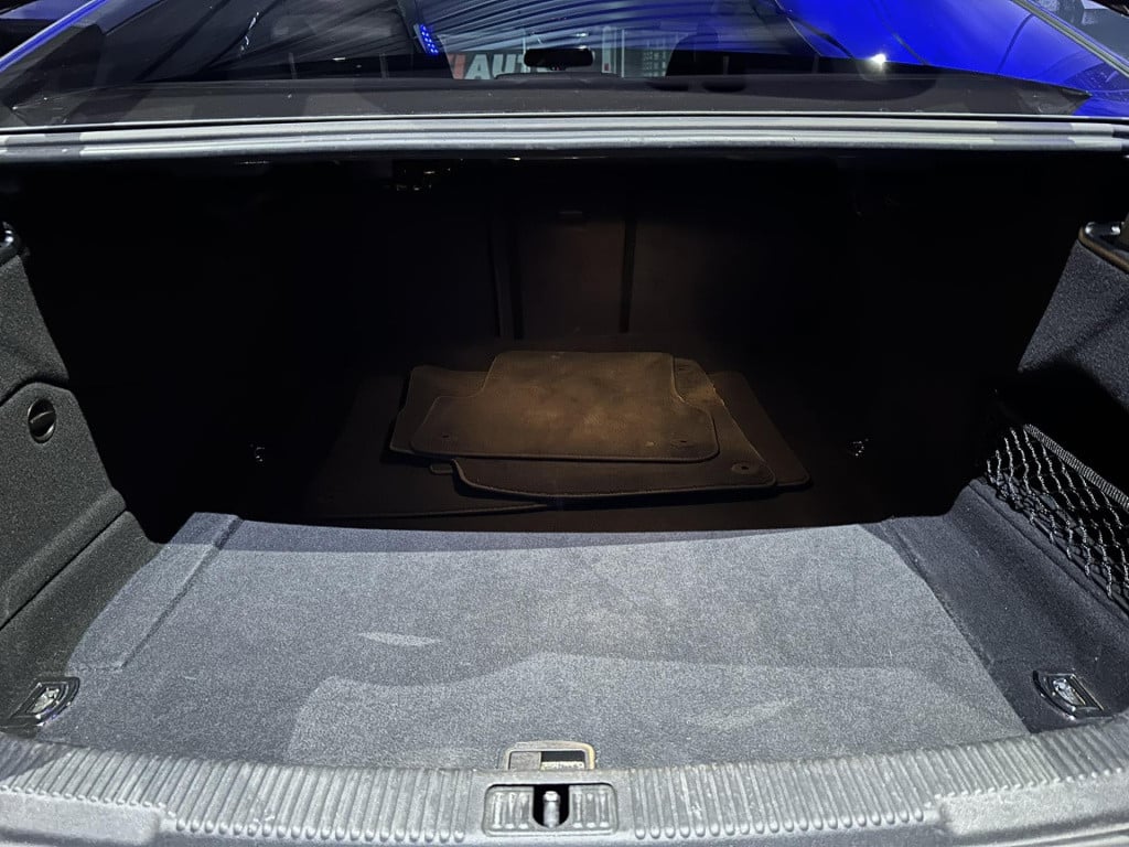Audi A6 limousine 3.0 tdi bit quattro competition *luchtvering*hud*schuifda