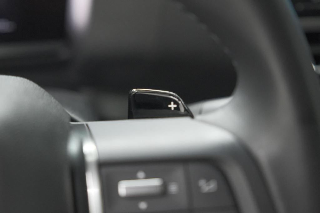 Citroen C4 1.2 hybrid 136 max | 360 camera | adaptieve cruise control | nav
