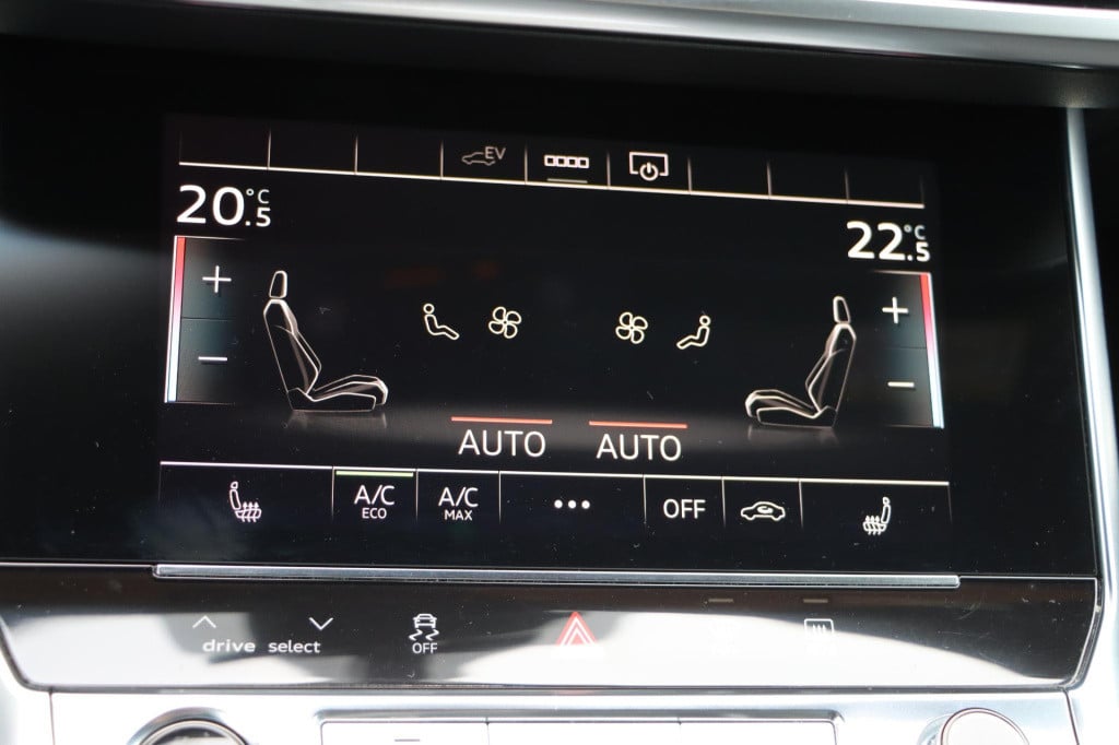 Audi A6 avant 55 tfsi e quattro s edition competition 367pk s-tr 367pk s-tr