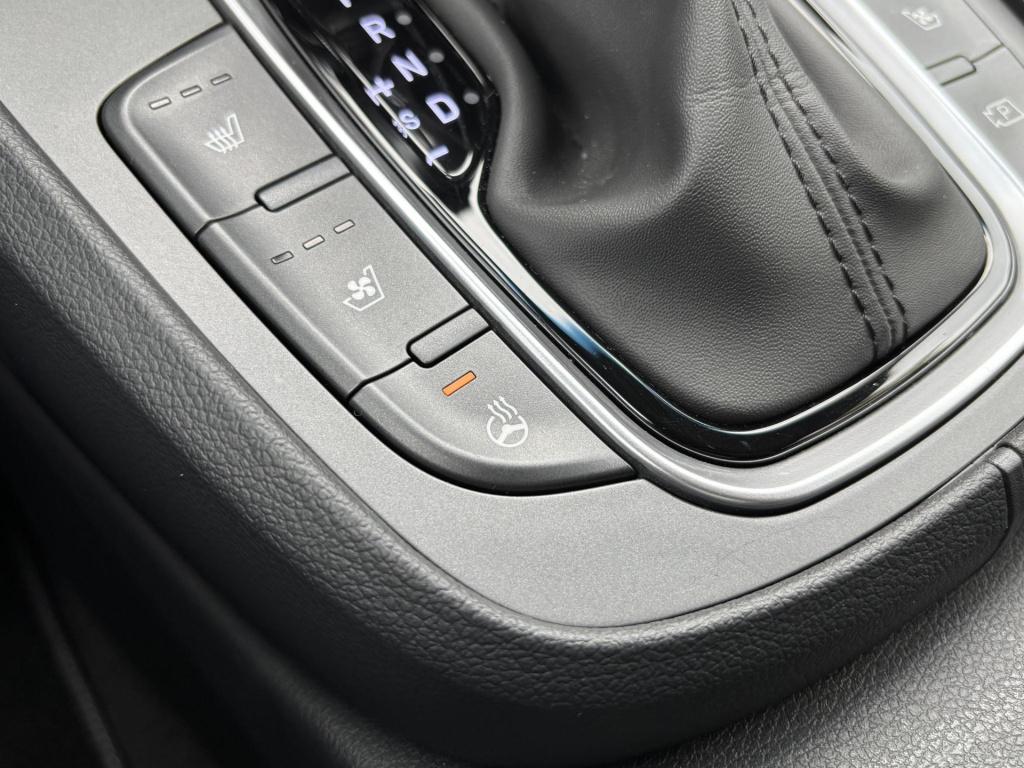 Hyundai Kona 1.6 gdi hev premium