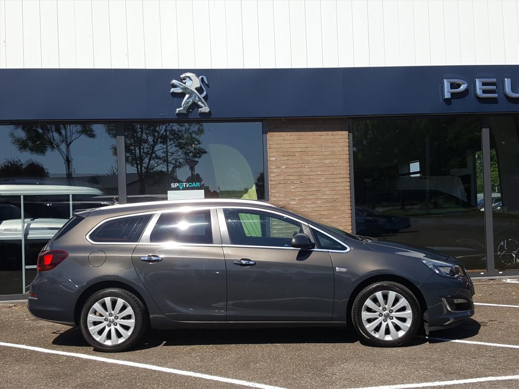 Opel Astra 1.4 turbo ecotec 140pk sport navigatie | trekhaak | cruise & cli