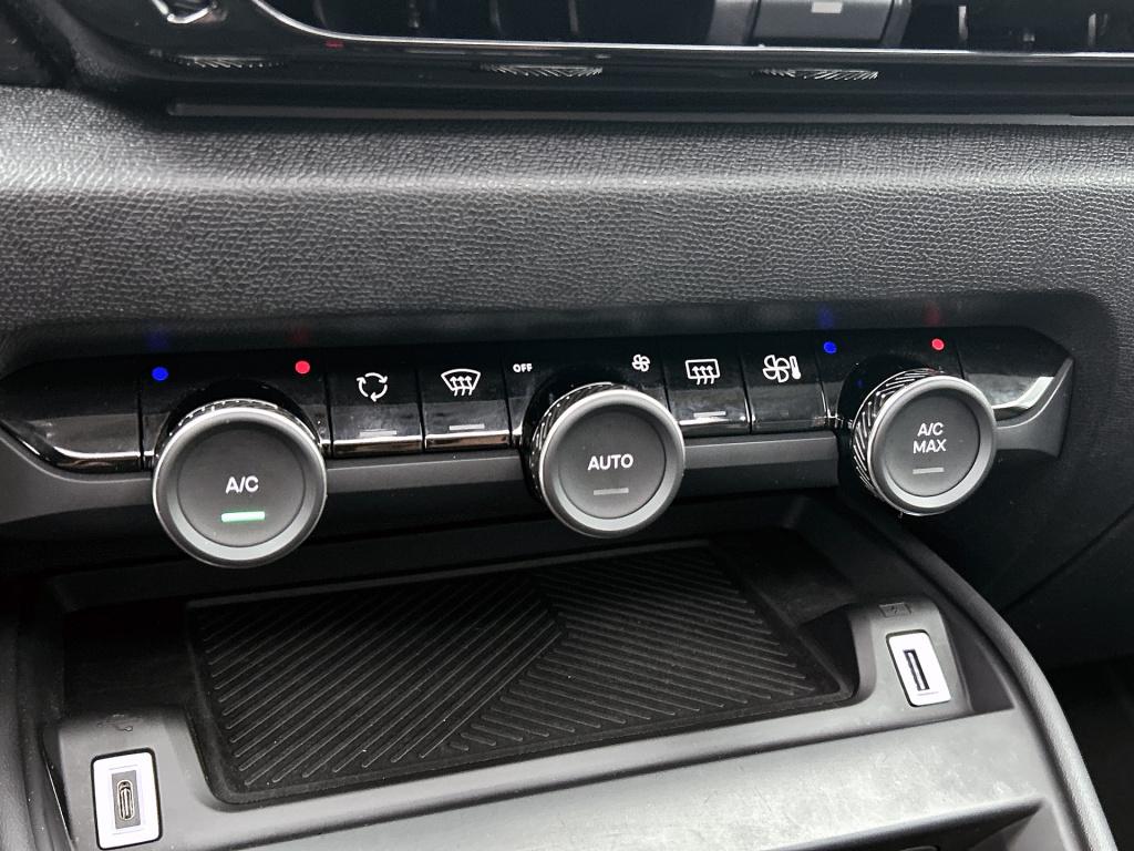 Citroen C4 155 pk automaat shine | rijklaar | trekhaak | panoramadak | lede