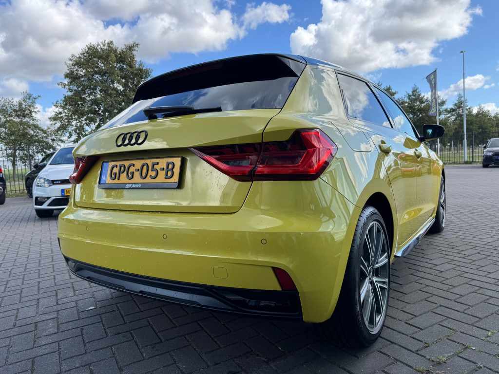 Audi A1 Sportback 25 tfsi edition s- line * carplay * led * automaat
