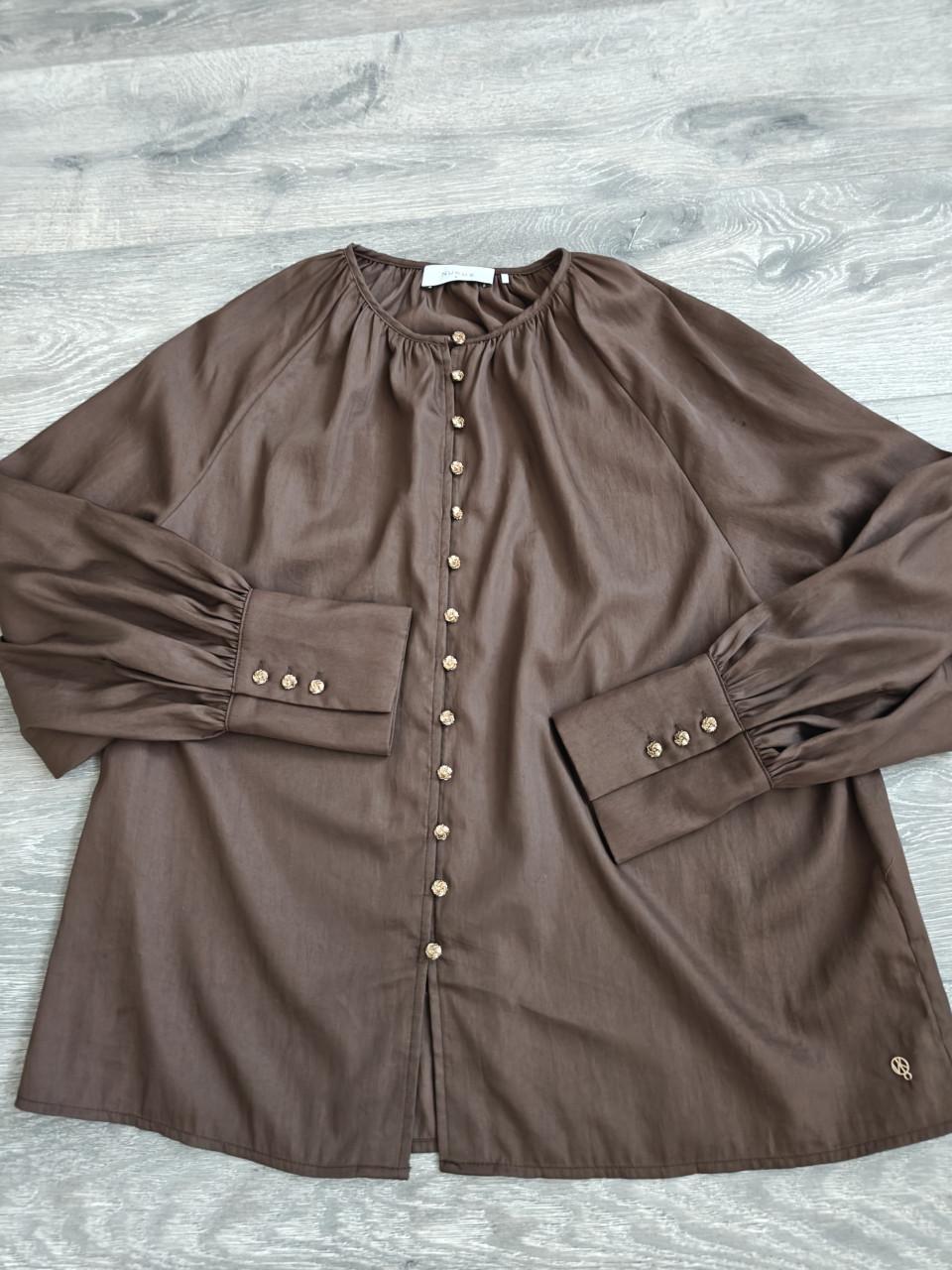Dames blouse, merk Nukus, kleur bruin