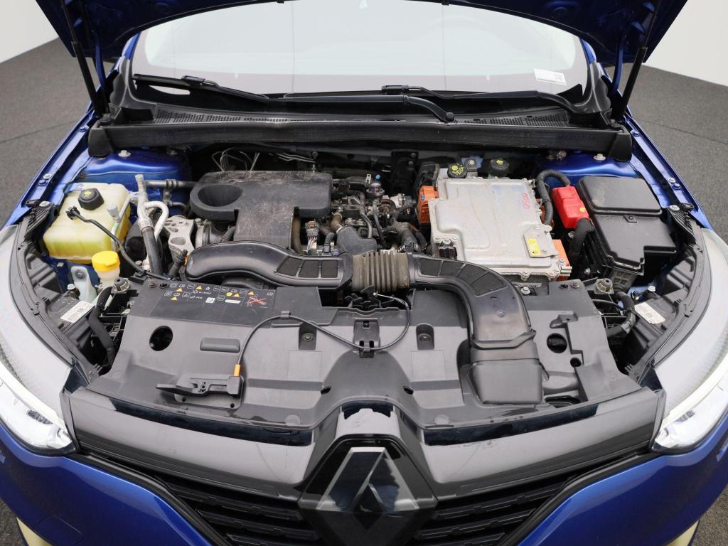 Renault Megane E-tech estate 1.6 plug-in hybrid 160 e-tech engineered | phe