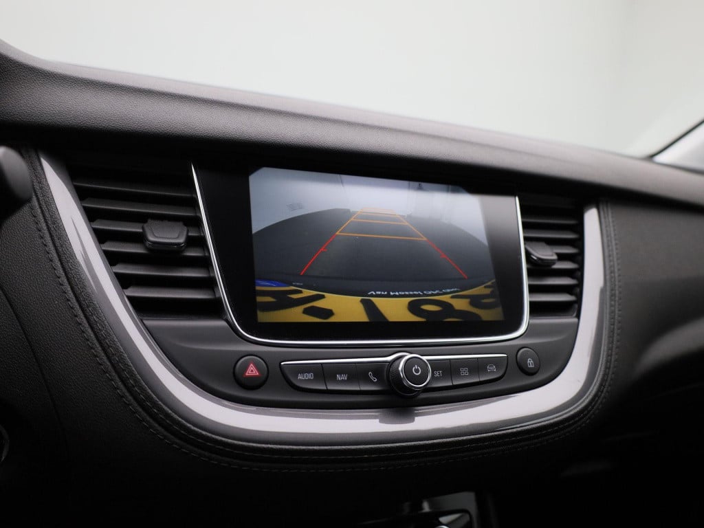 Opel Grandland X 1.2 turbo business executive | lmv | parkeer sensoren | el