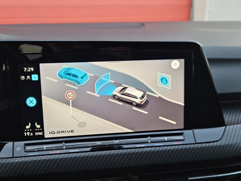 Volkswagen Golf variant 1.5 etsi r-line business | acc | elek. trekhaak