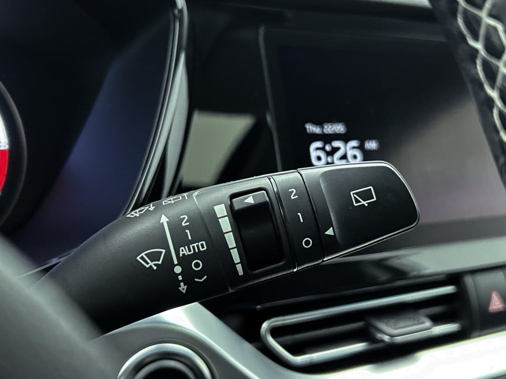 Kia E-niro executiveline 64 kwh | schuif-/kanteldak | 3-fase | jbl | stoelk