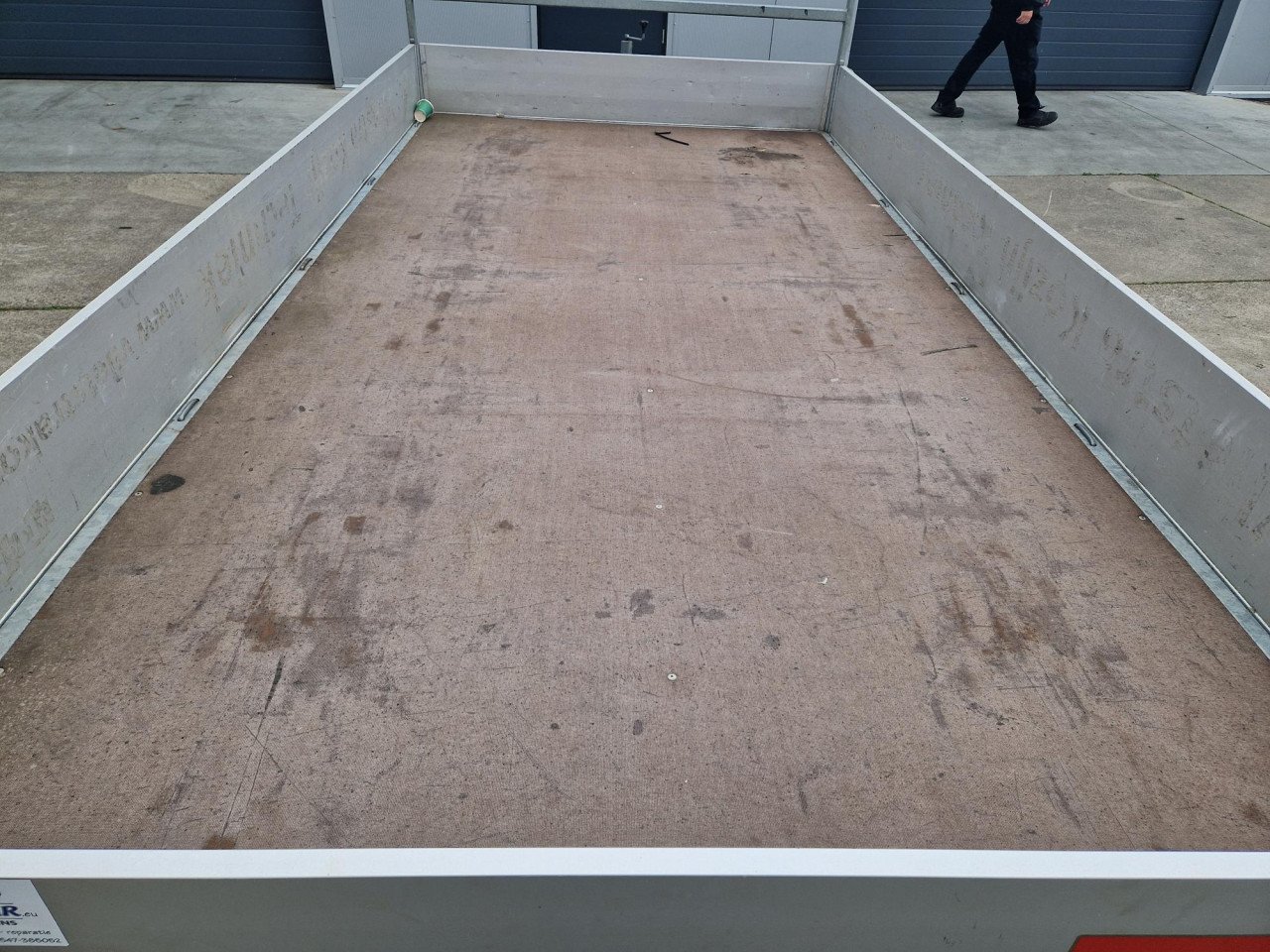 Eduard Plateau aanhangwagen (410x200cm), laag/13 inch, tandemasser, 2700kg