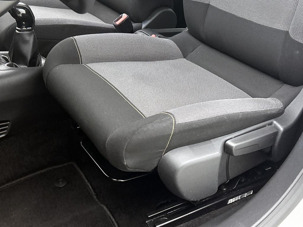 Citroen C3 83 pk feel | rijklaar | navigatie | climate control | apple carp