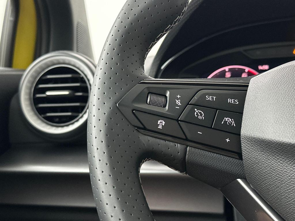 Seat Arona fr business connect 1.0 ecotsi 85 kw / 115 pk suv
