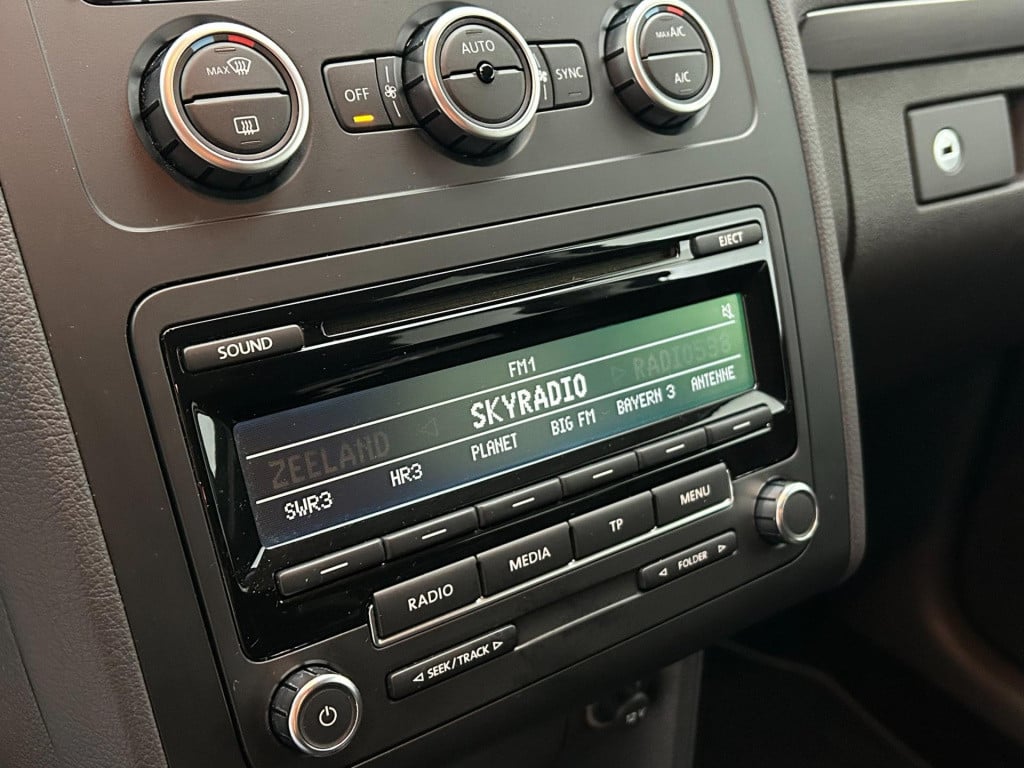 Volkswagen Touran occasion | airco | tweedehands volkswagen | stoelverwarmi