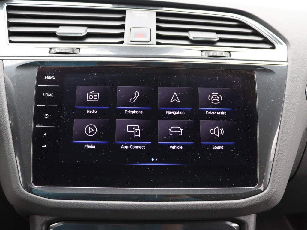Volkswagen Tiguan 1.5 tsi life | automaat | lmv | climate control | navigat