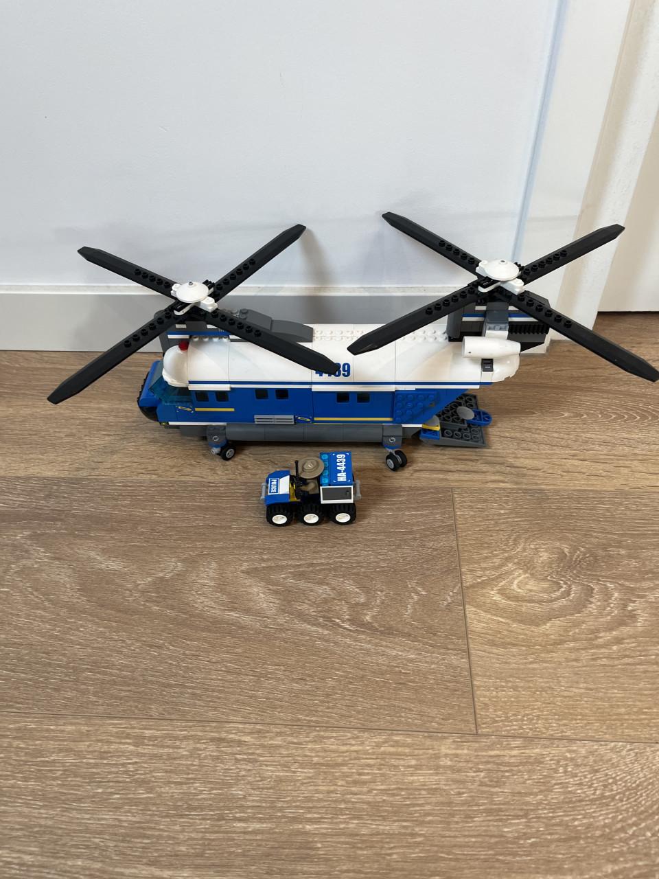 Lego  vrachthelikopter